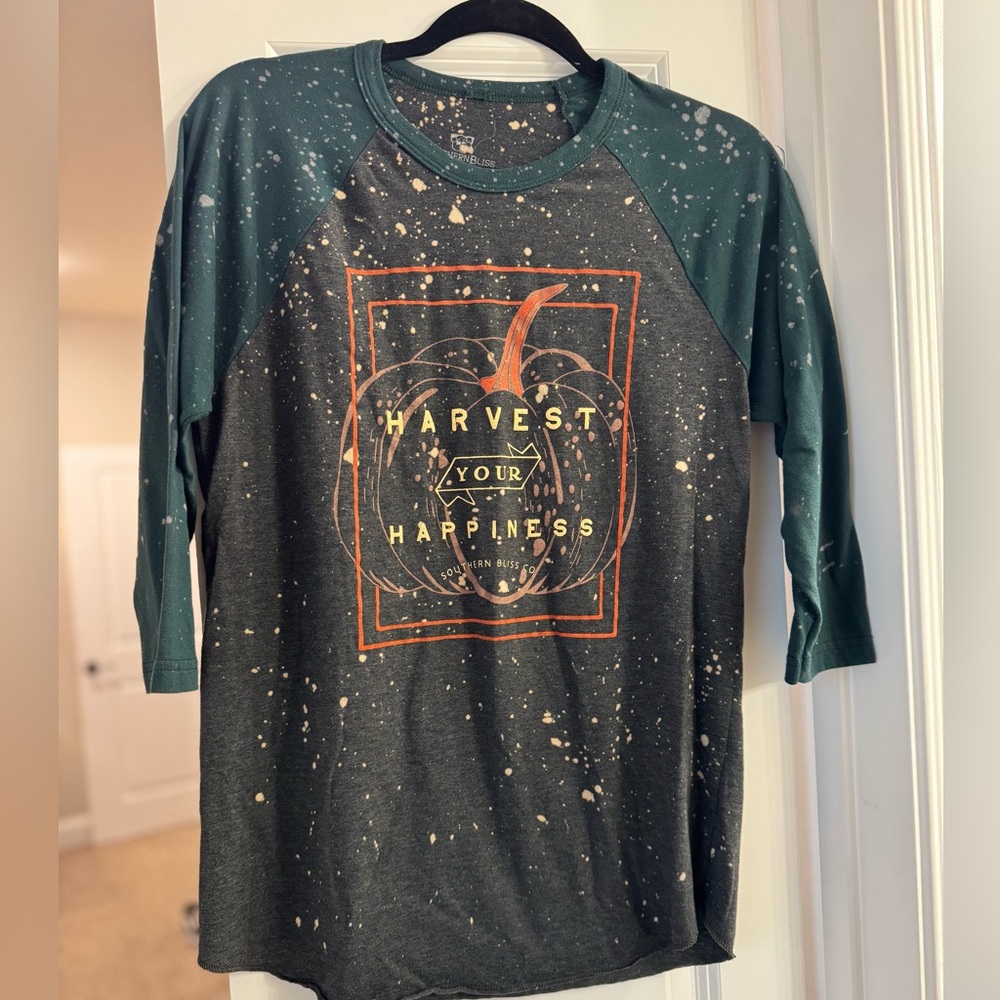 🍁Harvest Your Own Happiness fall raglan; size M🍁